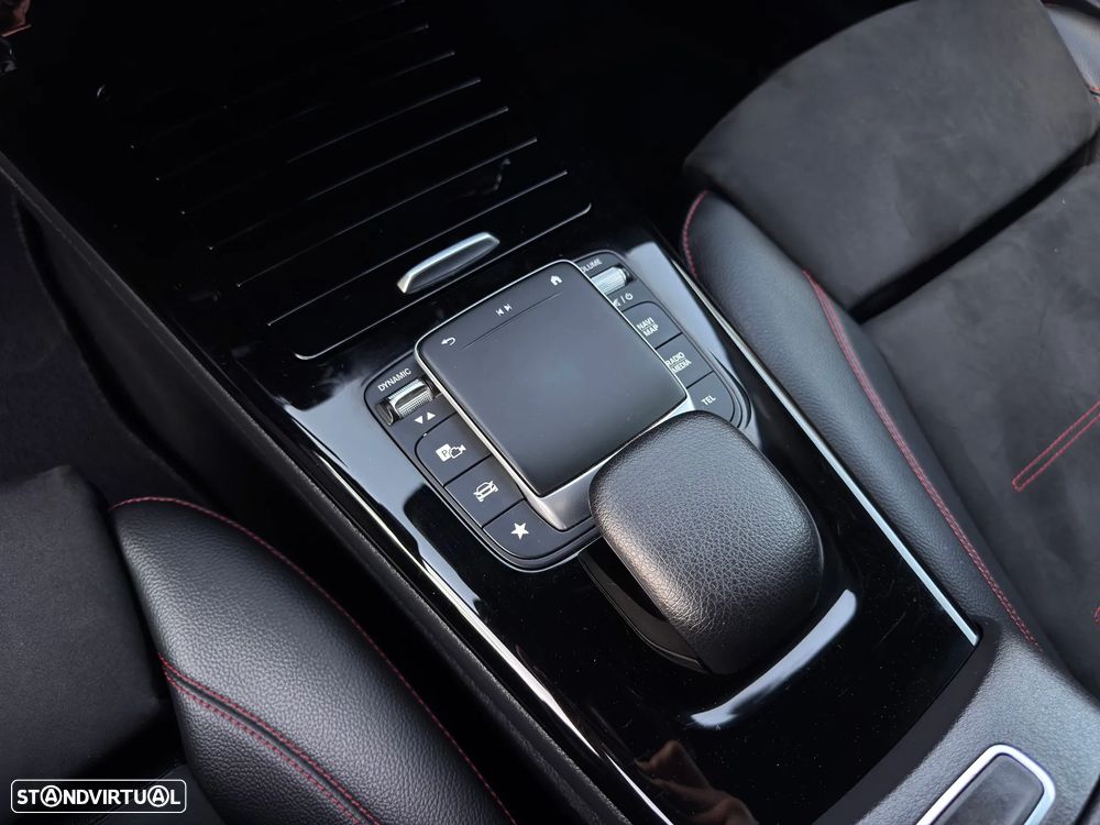 Mercedes-Benz A 180 Limousine d AMG Line Aut. - 27