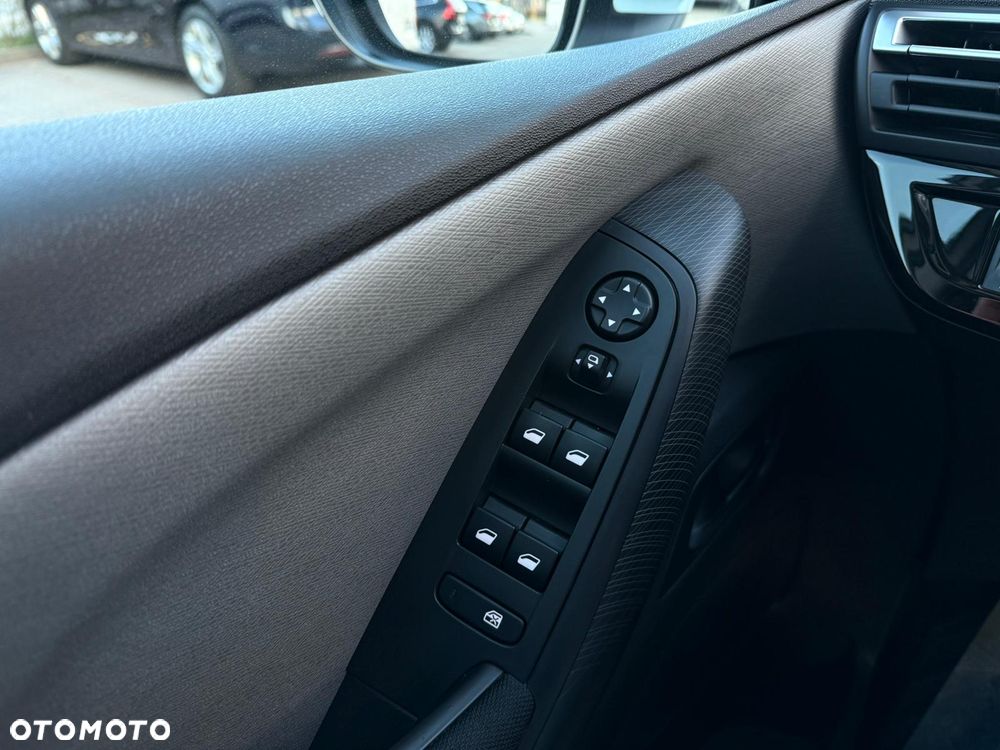 Citroën C4 Picasso BlueHDi 120 Exclusive - 29