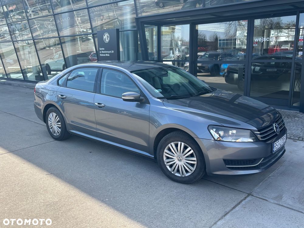 Volkswagen Passat 1.8 TSI BMT Comfortline DSG - 1