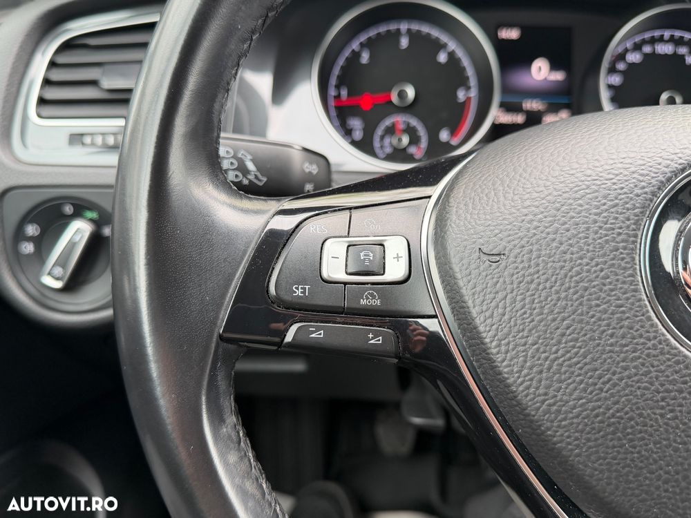 Volkswagen Golf 1.6 TDI SCR Comfortline - 18