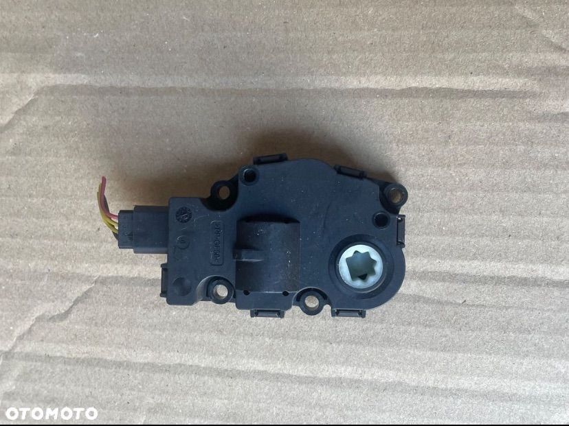 9854580 silniczek nagrzewnicy bmw e90 e91 e81 e87 e82 - 2