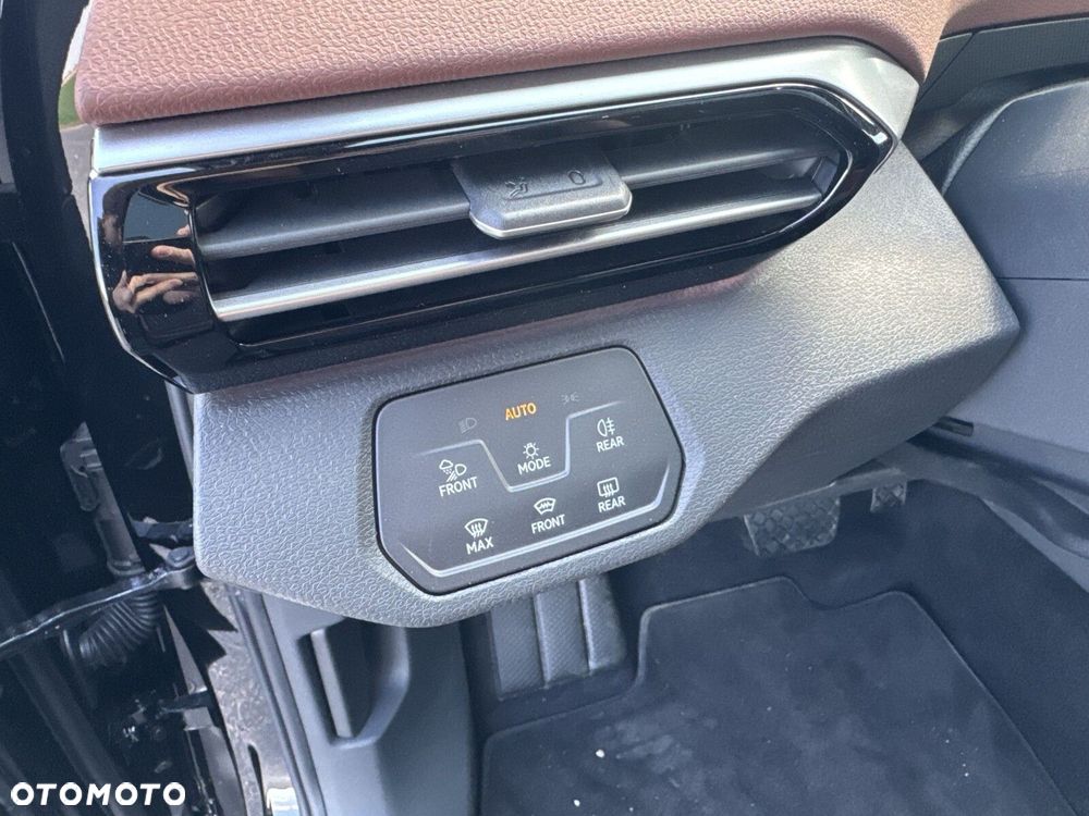 Volkswagen ID.4 - 28