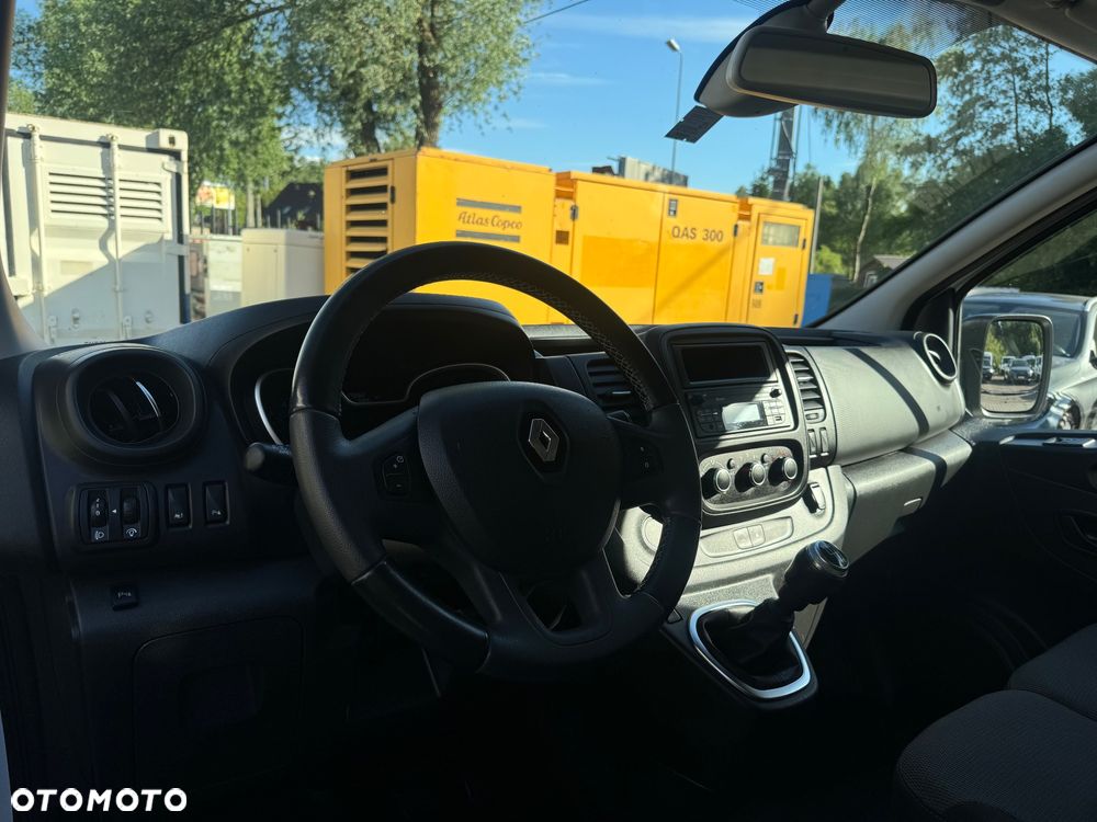 Renault Trafic - 17