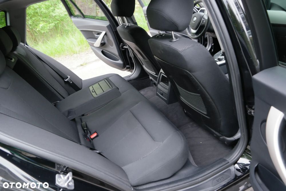 BMW Seria 3 - 22