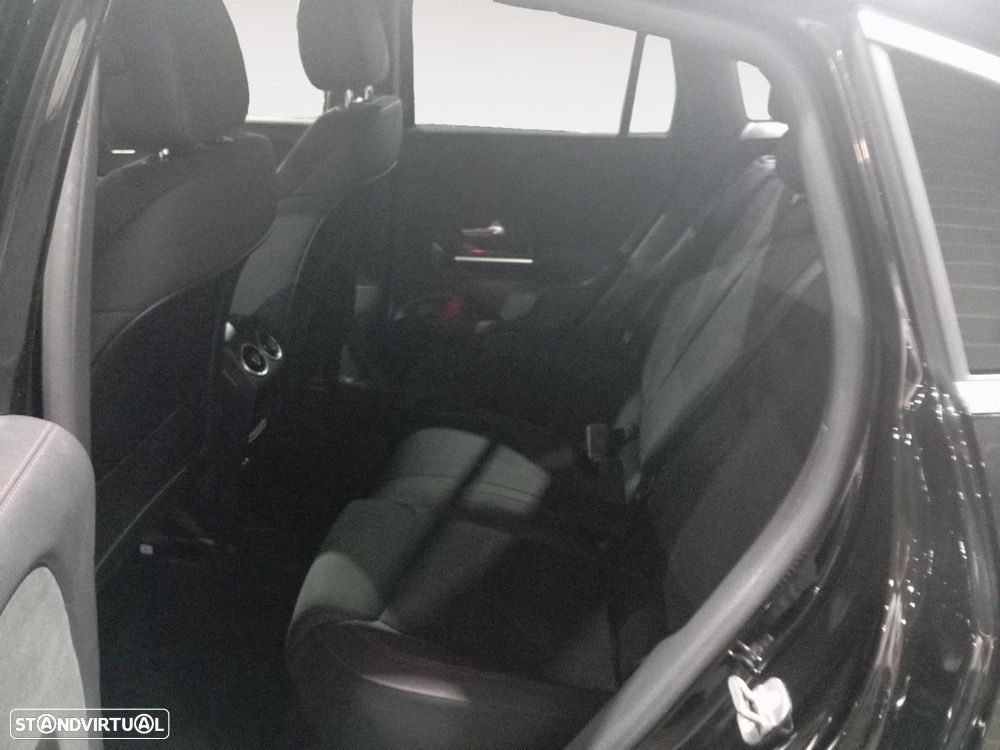 Mercedes-Benz GLA 250 e - 13