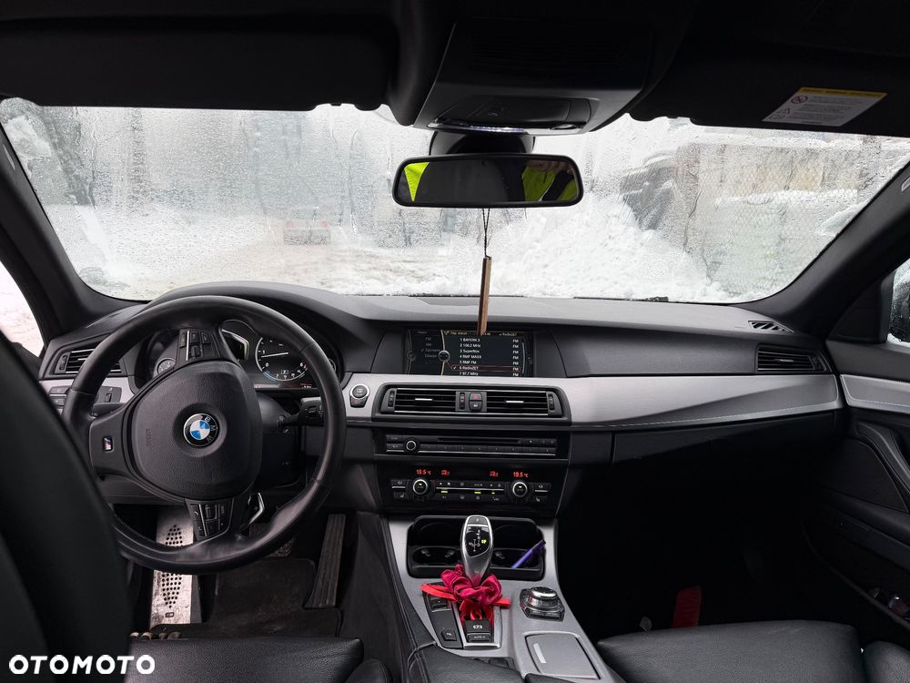 BMW Seria 5 535d Sport-Aut - 13