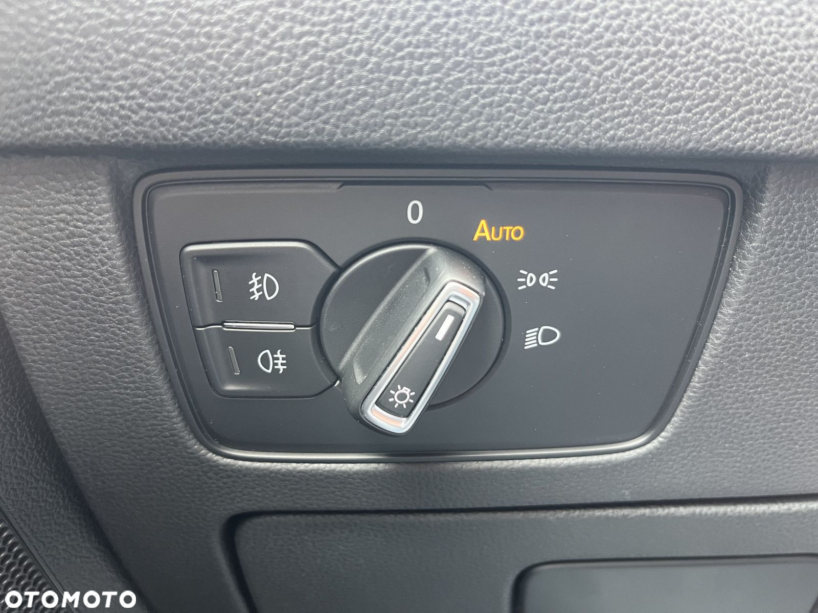 Volkswagen Passat 2.0 TDI EVO Business DSG - 23