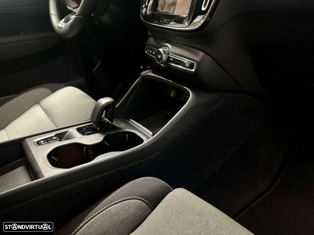 Volvo XC 40 1.5 T5 PHEV Momentum Plus - 21