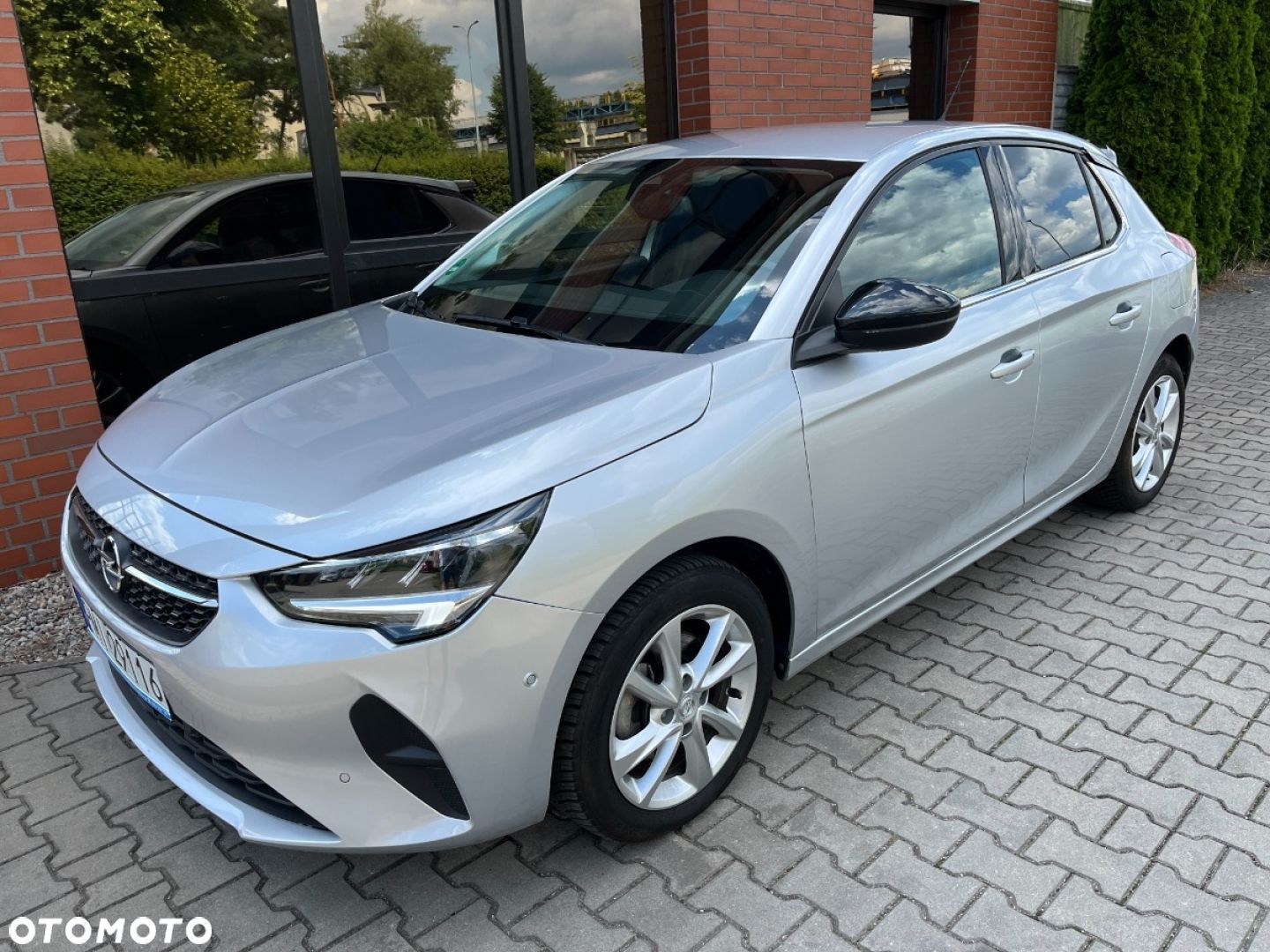 Opel Corsa 1.2 Elegance S&S - 1