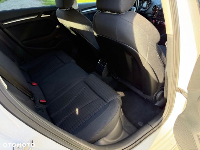 Audi A3 Sportback 1.4 TFSI e-tron S tronic - 20