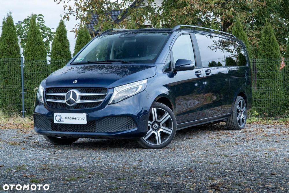 Mercedes-Benz Klasa V - 1