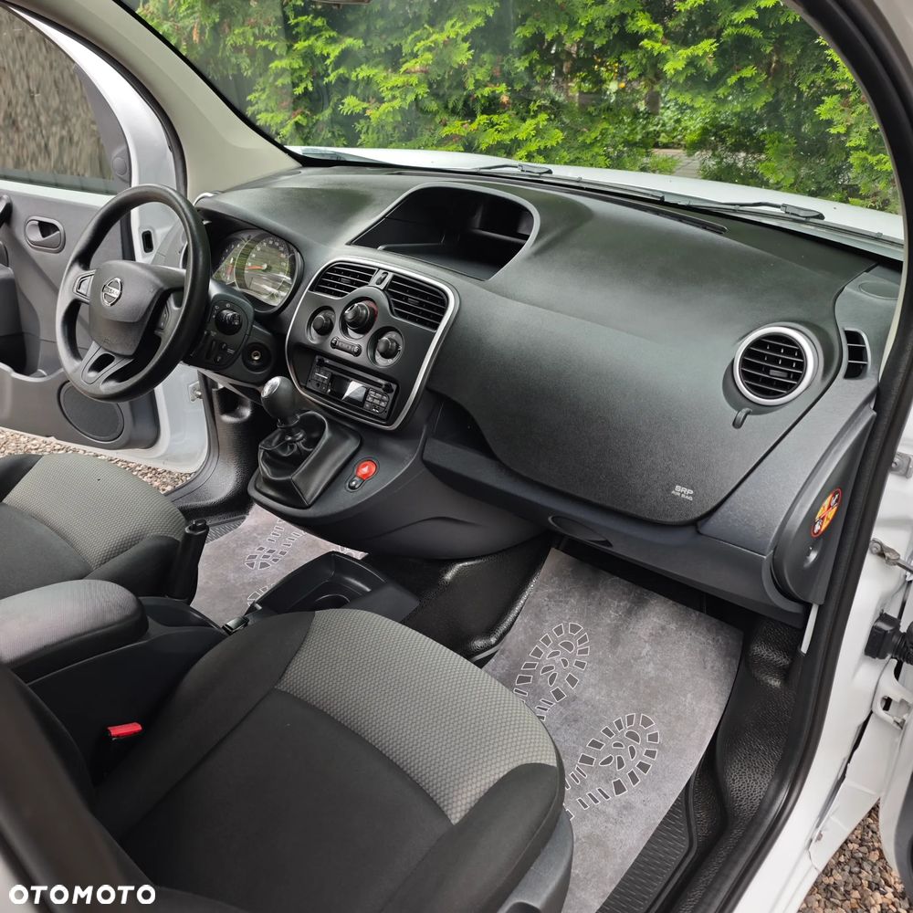 Nissan NV250 - 16