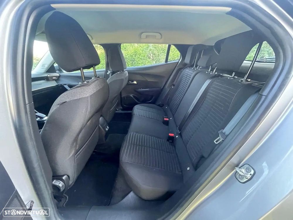 Peugeot e-2008 50 kWh Active - 21