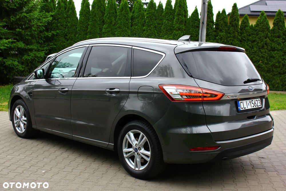 Ford S-Max 2.0 TDCi Titanium PowerShift - 15