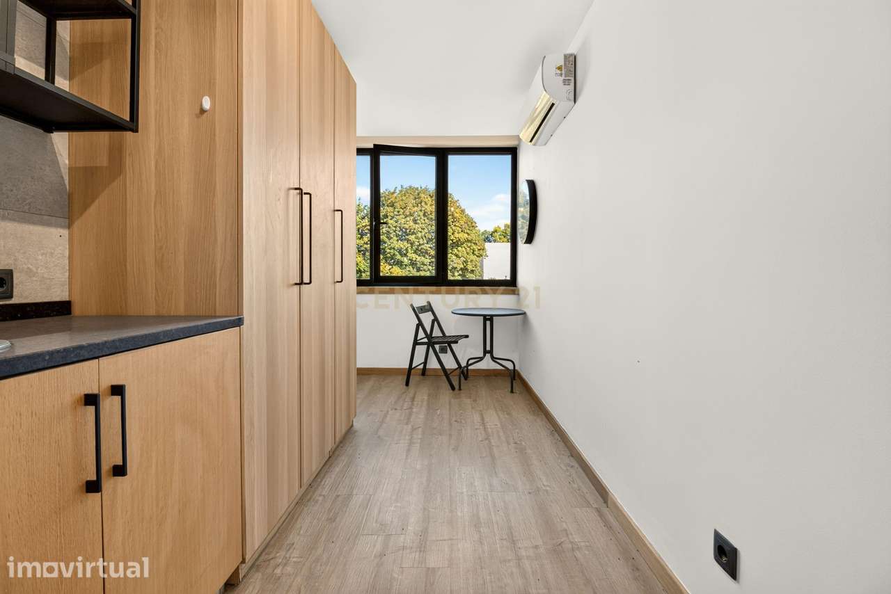 Conjunto de 3 apartamentos com rentabilidade de 6% - Grande imagem: 2/31