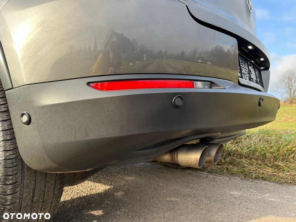 Volkswagen Tiguan 2.0 TDI DPF 4Motion BlueMotion Technology Track & Style - 24