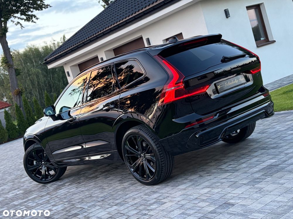 Volvo XC 60 B5 B AWD Ultra Black Edition - 14