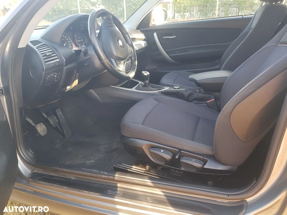 BMW Seria 1 116d DPF - 11