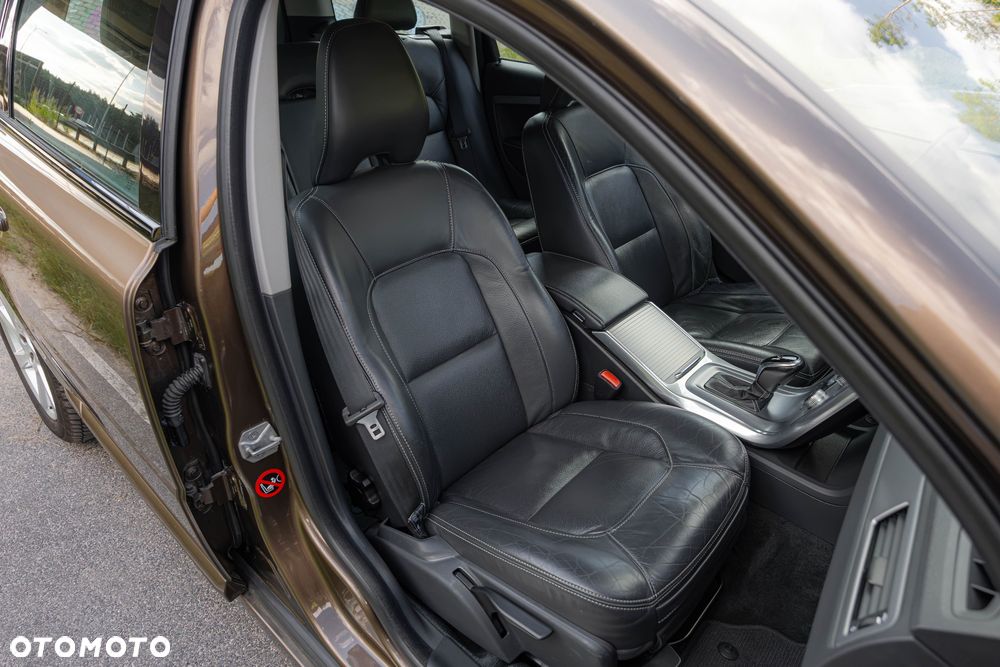 Volvo V70 - 29