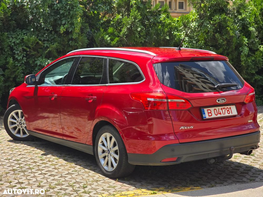 Ford Focus 1.5 EcoBoost Start-Stopp-System TITANIUM - 4