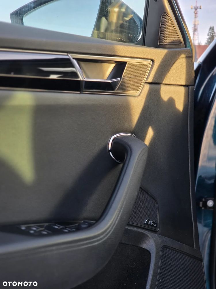 Skoda Superb 2.0 TDI DSG L&K - 22