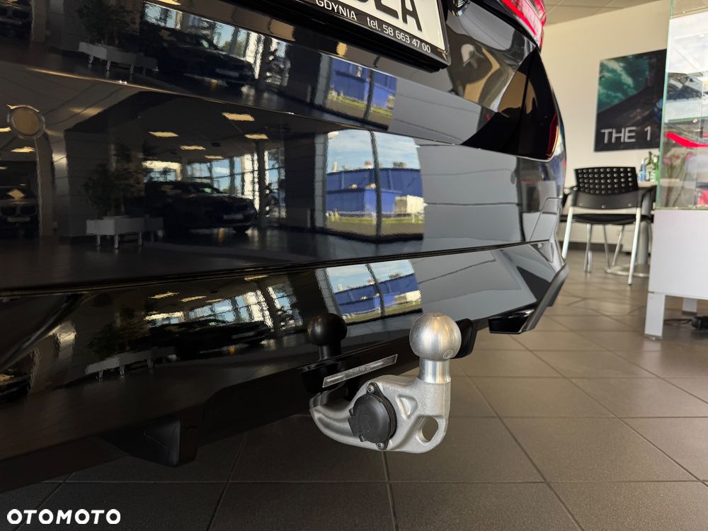 BMW Seria 5 520d xDrive - 13