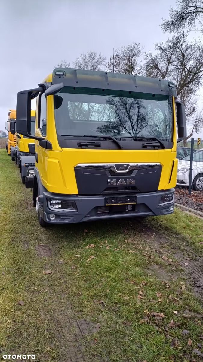 MAN 12.220 - 1