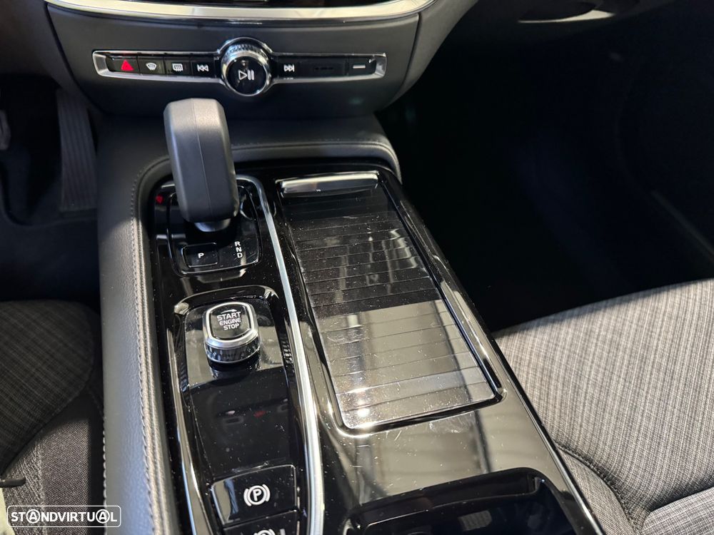 Volvo V60 2.0 T6 AWD TE Core - 29