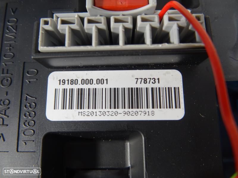Caixa De Fusíveis Bmw 3 (F30, F80)  9261111 / 9 261 111 - 3