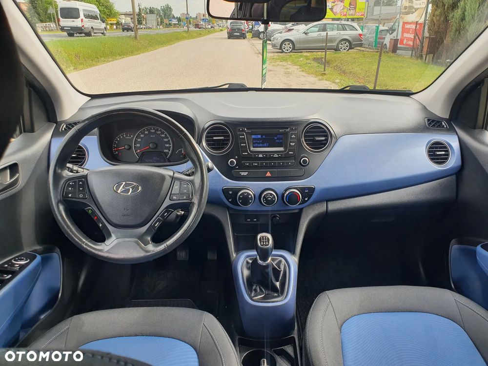 Hyundai i10 1.0 BlueDrive Black Line - 11