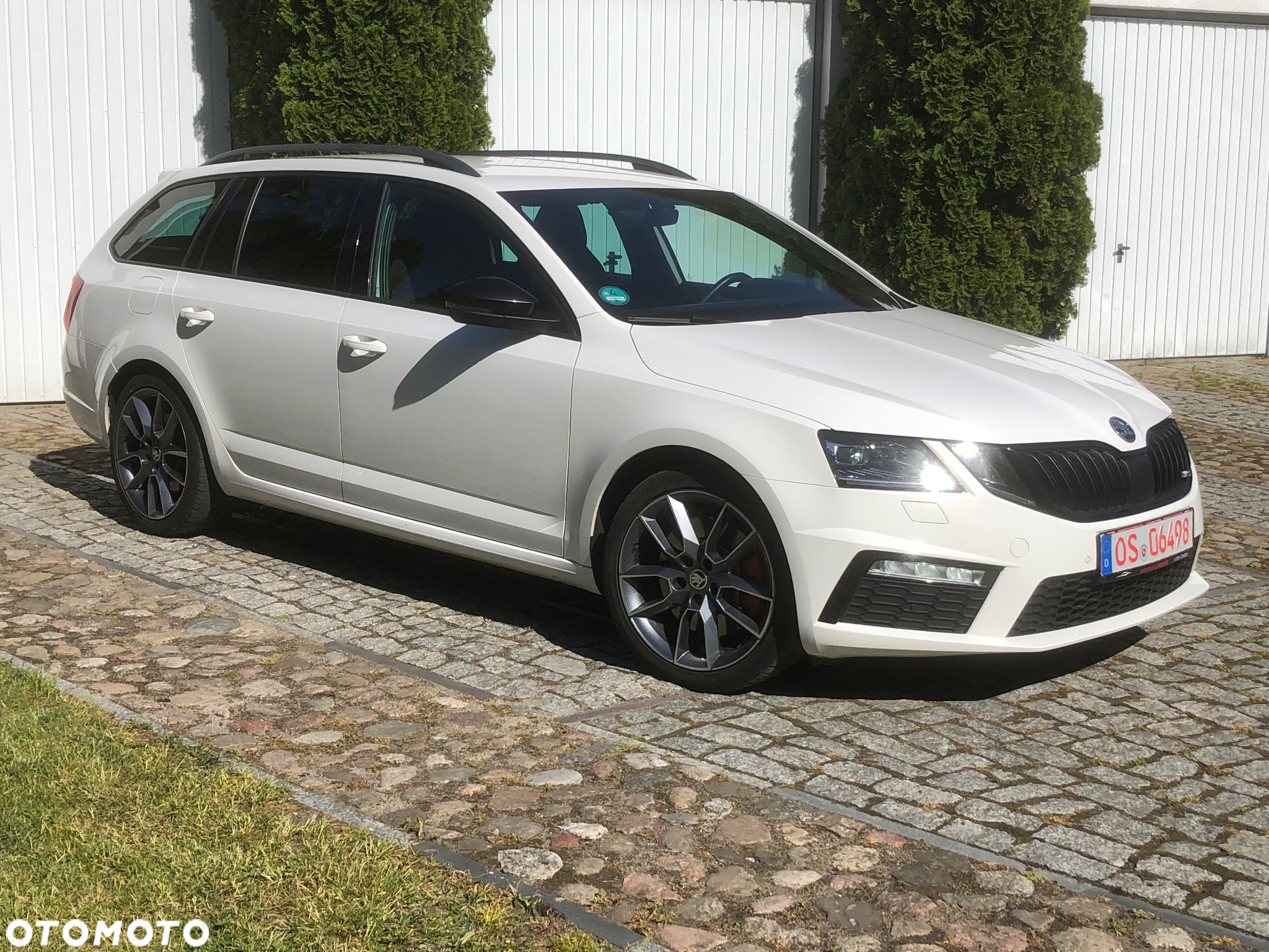 Skoda Octavia Combi 2.0 TSI RS 245 - 23