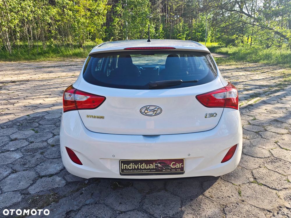 Hyundai i30 1.4 Trend - 15
