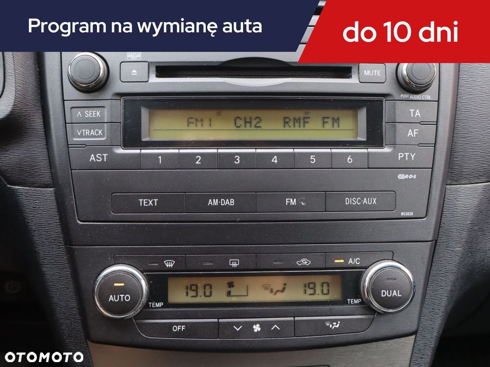 Toyota Avensis - 14