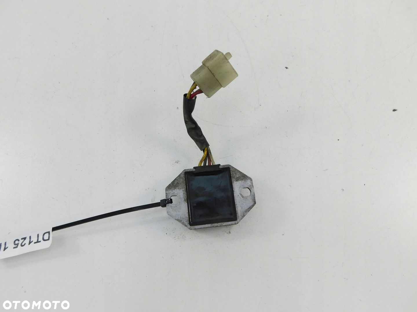 YAMAHA DT 125 1HR REGULATOR NAPIĘCIA - 4