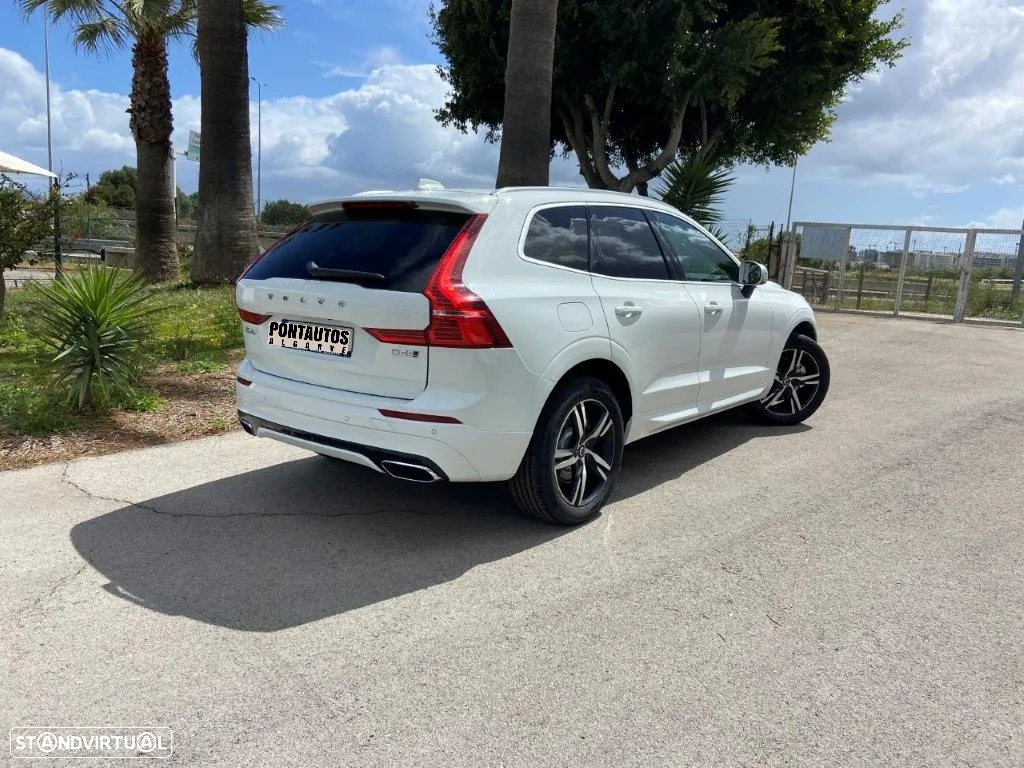Volvo XC 60 2.0 D4 R-Design AWD Geartronic - 28