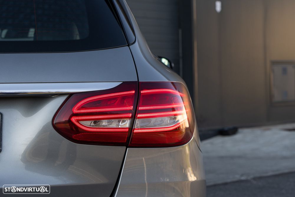 Mercedes-Benz C 300 BlueTEC Hybrid AMG Line - 46