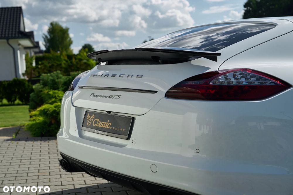 Porsche Panamera GTS - 6