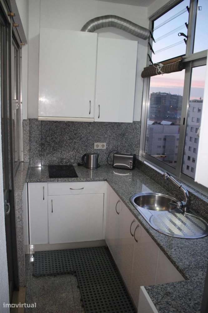 Apartamento com 1 quartos - localizado em Cedofeita Porto - Grande imagem: 5/14