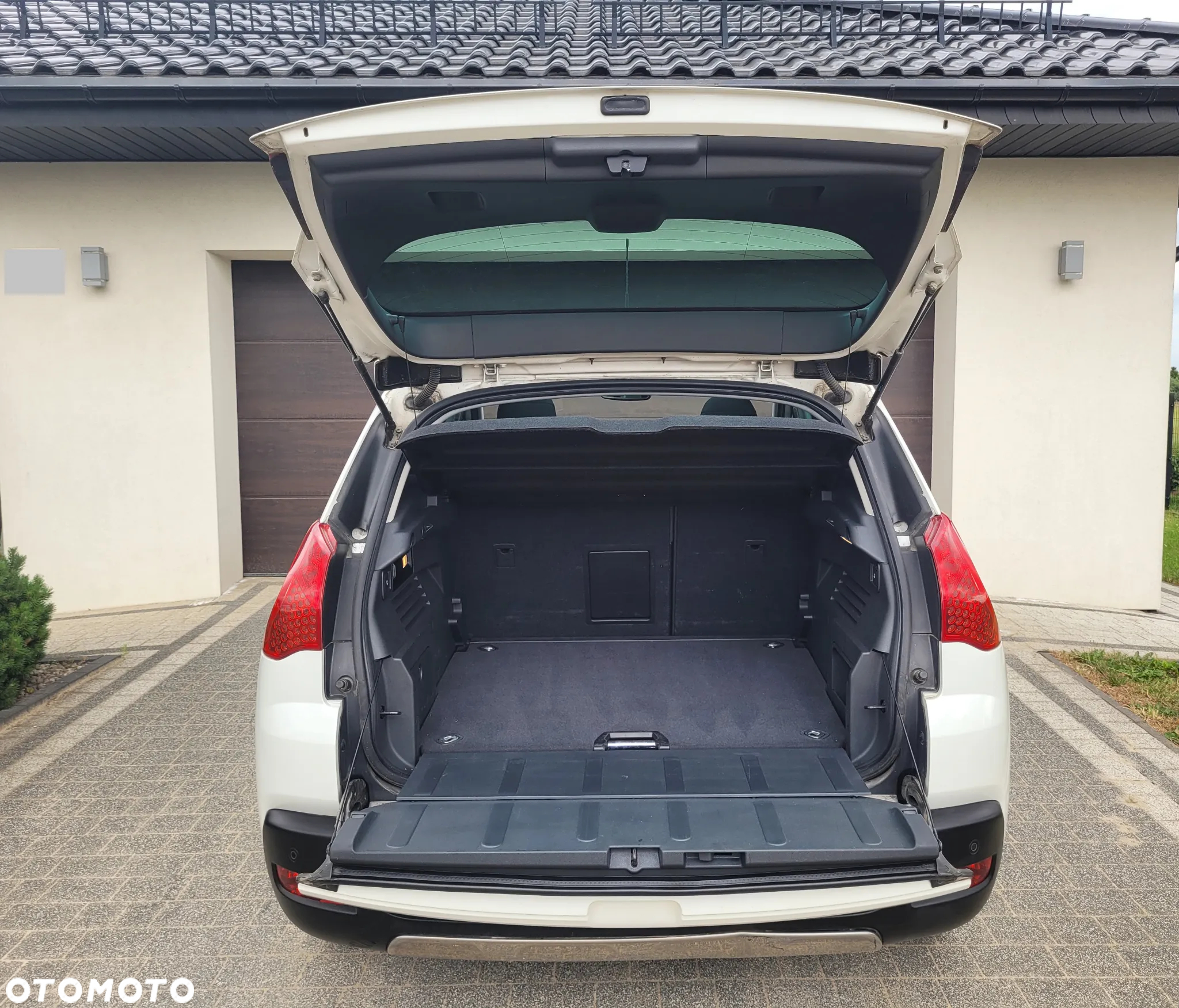 Peugeot 3008 1.6 Allure - 12