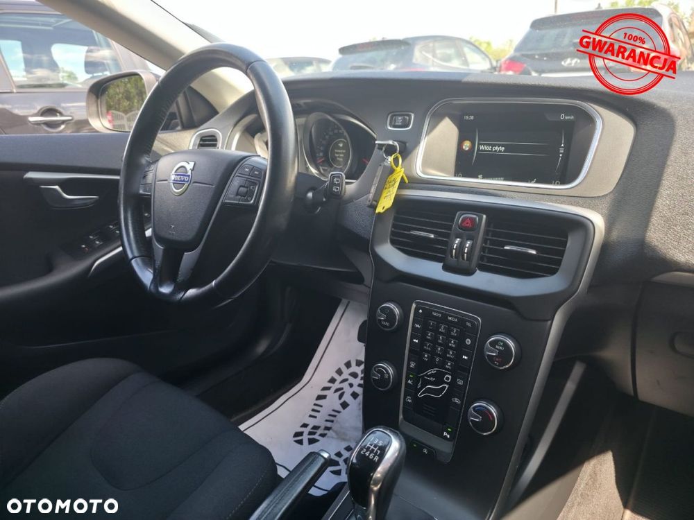 Volvo V40 D2 Drive-E R-Design Kinetic - 22