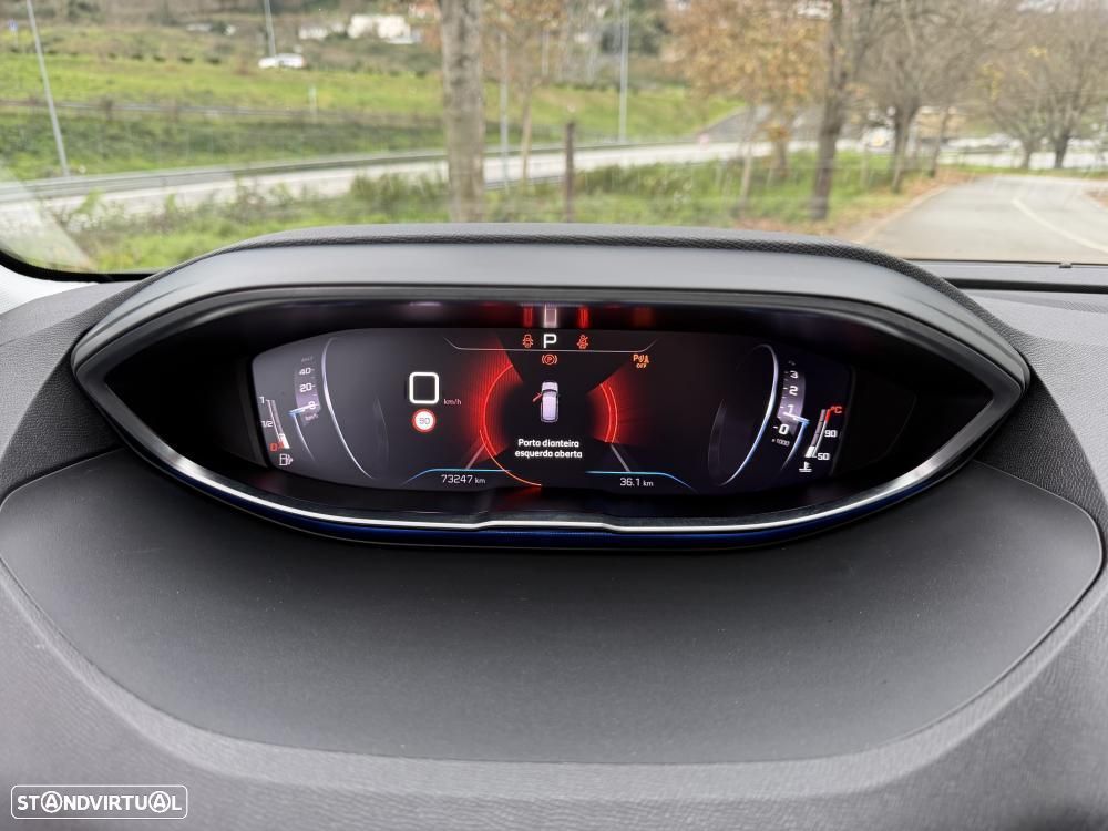 Peugeot 3008 1.2 PureTech Allure Pack EAT8 - 19