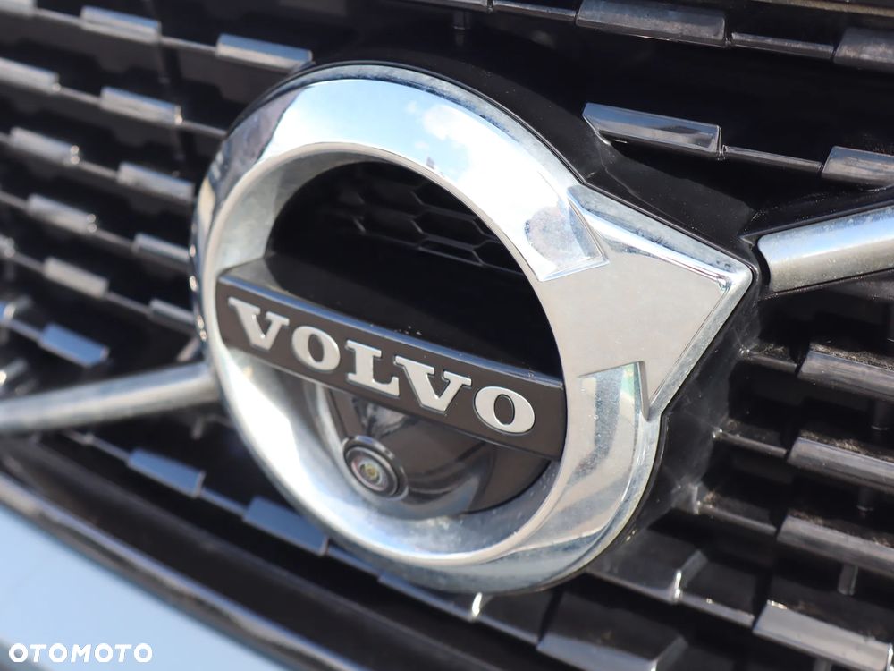 Volvo XC 40 D4 AWD R-Design - 20