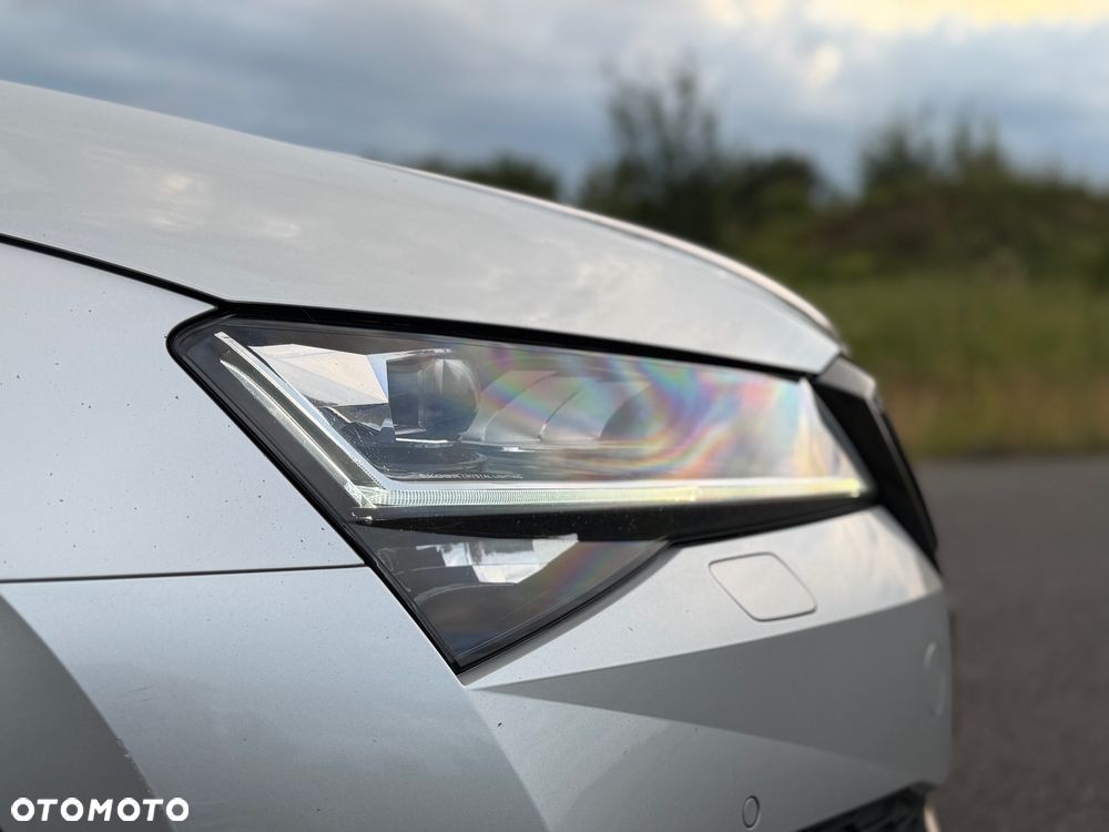 Skoda Superb 2.0 TDI SCR Sportline DSG - 19