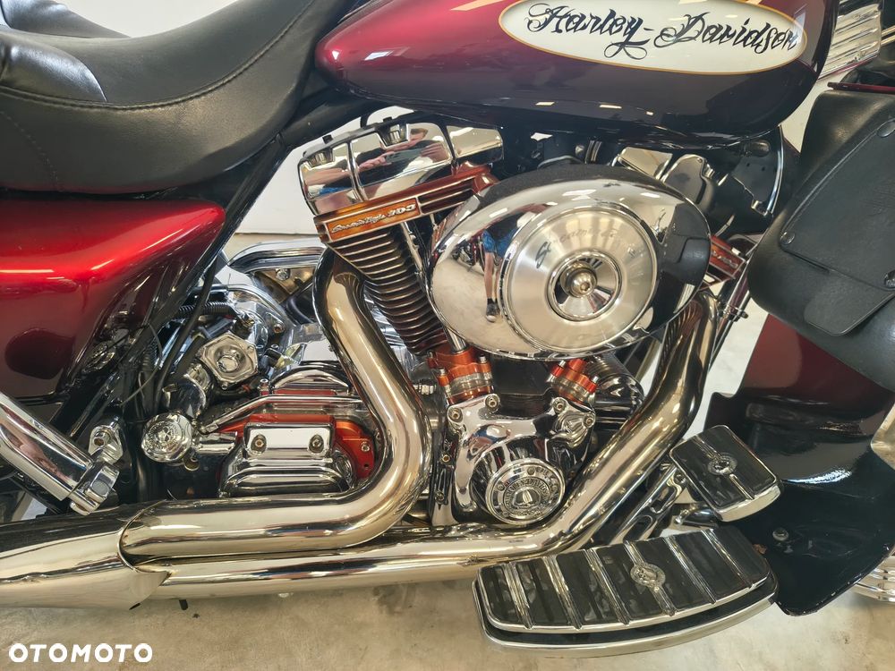 Harley-Davidson FLH Electra Glide - 14