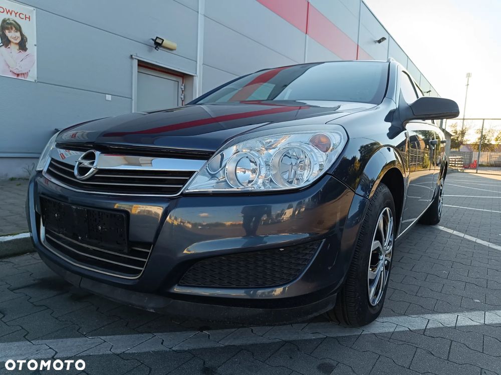 Opel Astra - 1