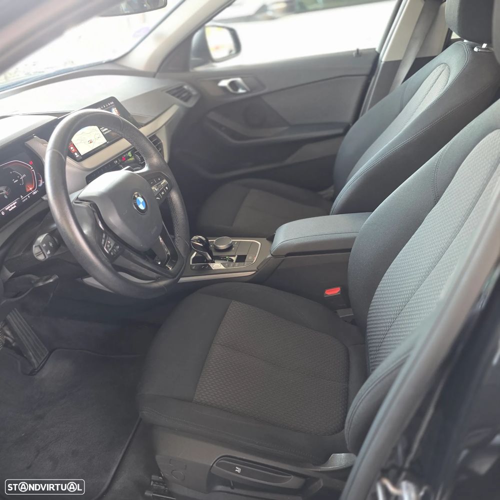 BMW 116 i Aut. - 9