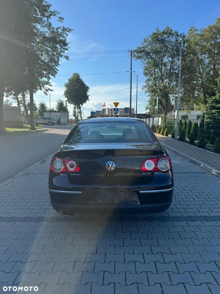 Volkswagen Passat - 6