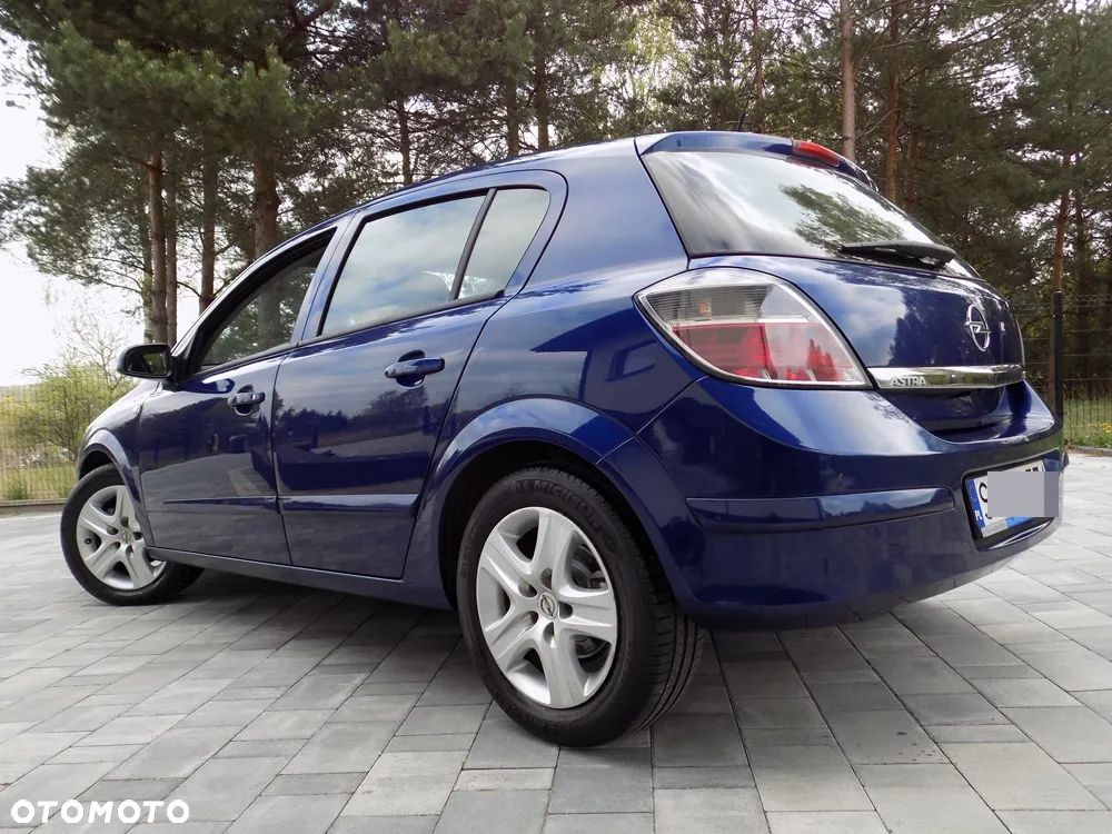 Opel Astra 1.6 Catch me - 9