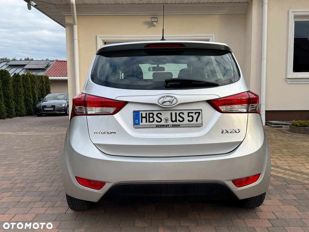 Hyundai ix20 - 15