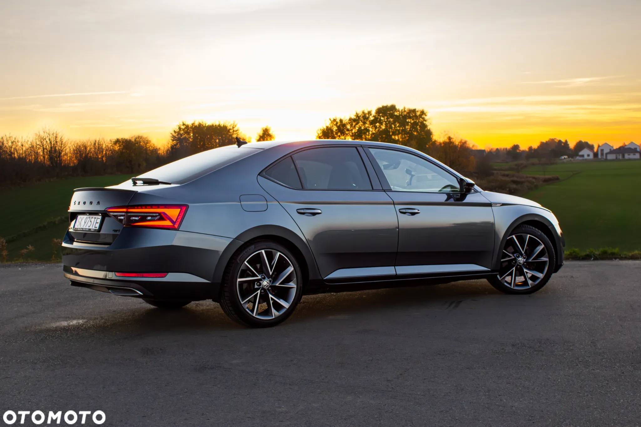 Skoda Superb 2.0 TDI SCR 4x4 Sportline DSG - 14